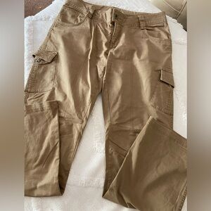 COLUMBIA LOOSE FITTING CARGOS 10 REGULAR